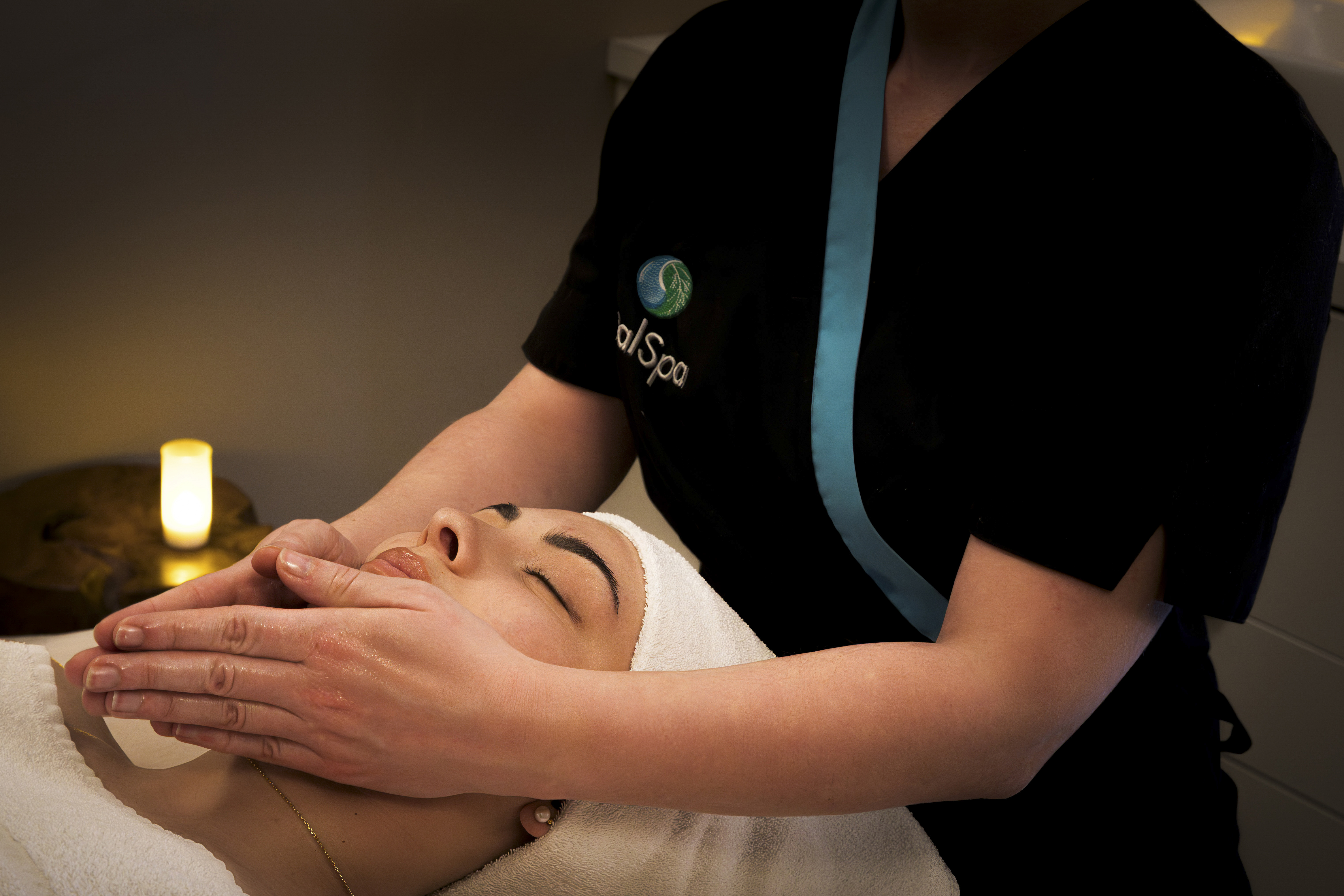 🌸 Le modelage liftant japonais : une tradition de beauté naturelle